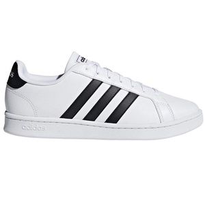 Men’s Adidas sneaker